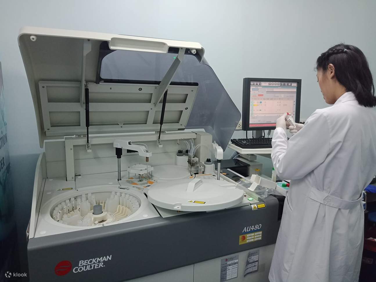 Xét nghiệm Covid với dịch vụ vệ sinh và chuyên nghiệp